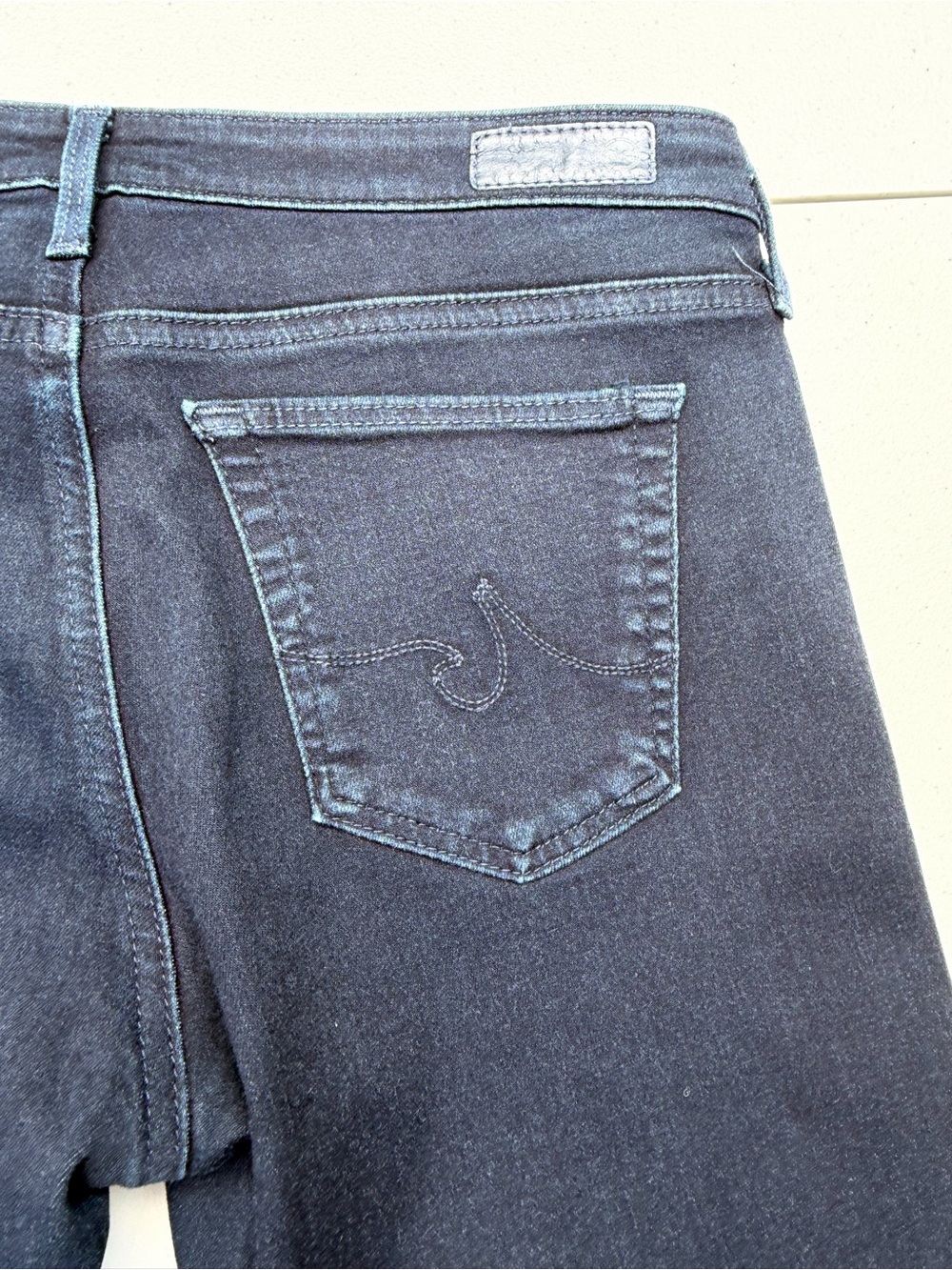 AG Adriano Goldschmied Dark Wash Skinny Jeans - Women’s Size 27R - Picture 4 of 11
